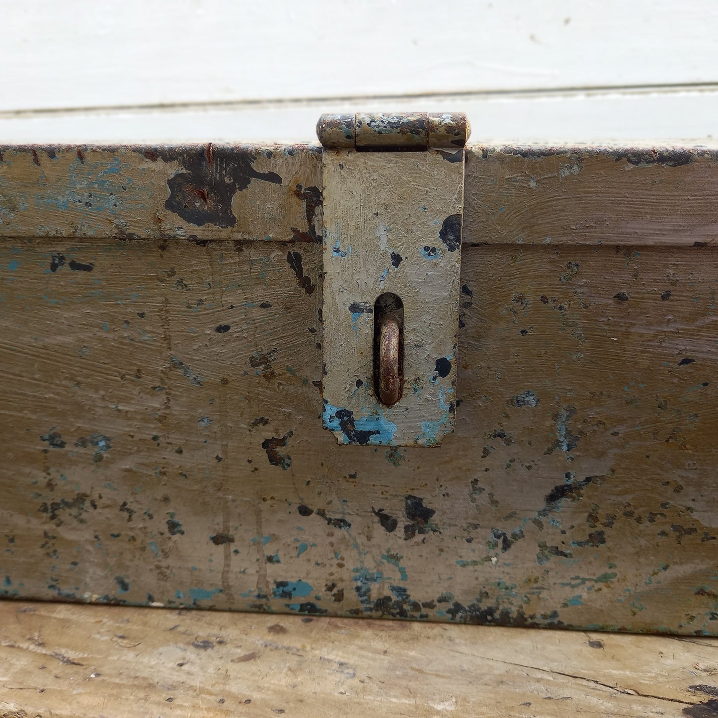 Vintage Metal Box: Antique Metal Box/Metal Storage Trunk/Metal Chest/Long Metal Box/Storage Chest/Industrial Decor/Rusty Metal Box/Long Box