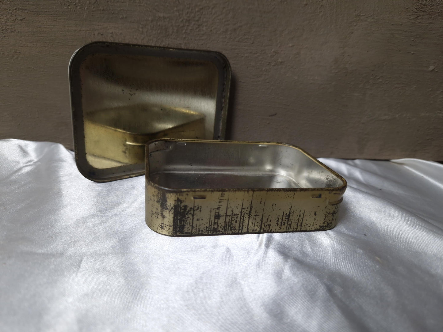 Vintage Ogden's Bruno Rough Cut Cigarette Tin/Tobacco/Cigar Tin/Trinket Box/Bar Decor/Groomsmen Cigarette Case/Vintage Tin